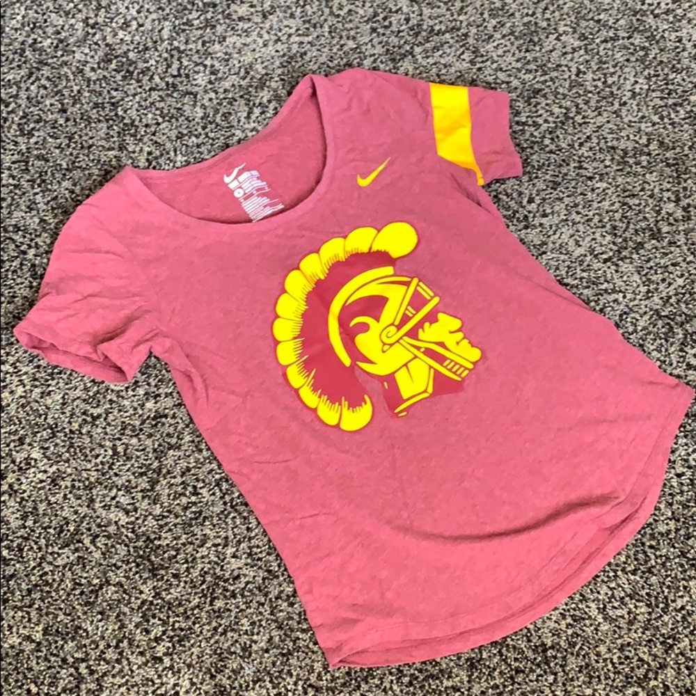 Nike USC Top ❤️✨ M